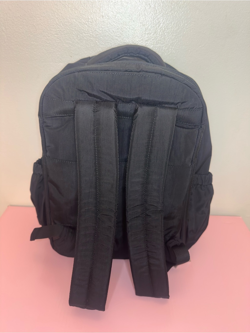 Baggallini Black Compact Everyday Backpack - Picture 3 of 5